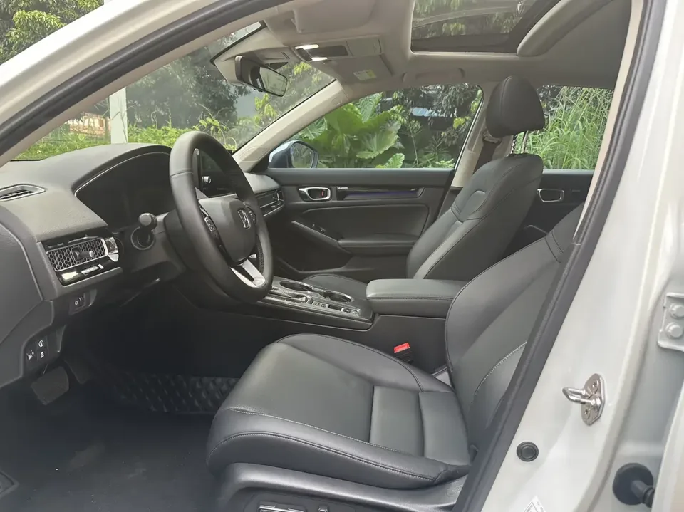Honda Integra Style 2022 240TURBO CVT Deluxe Edition 2022 — thumbnail 3