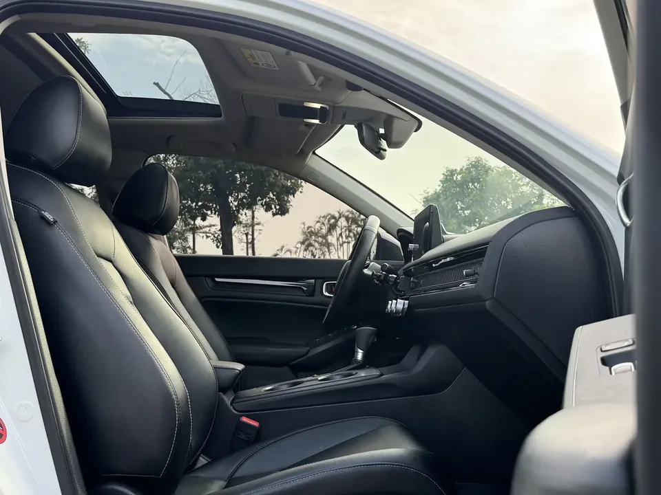 Honda Integra Style 2023 240TURBO CVT Leading Edition 2023 — thumbnail 4