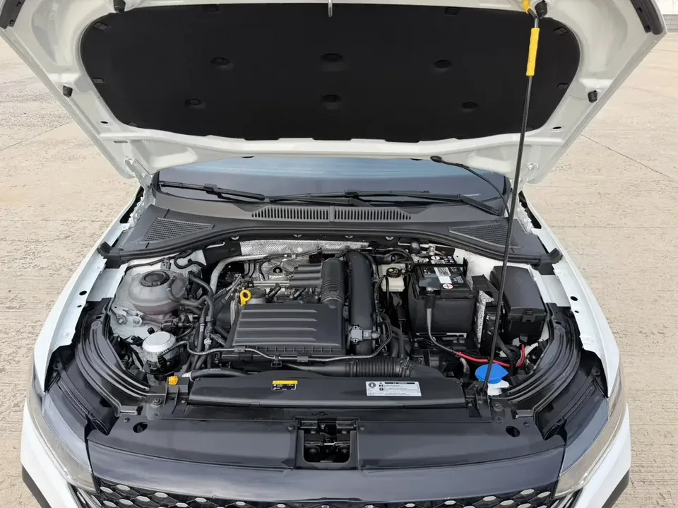 Volkswagen Lavida Lavida 2023 280TSI DSG Starry Sky Edition 2023 — thumbnail 3