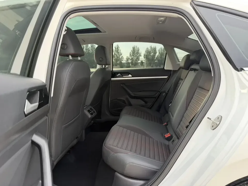 Volkswagen Lavida Lavida 2023 280TSI DSG Starry Sky Edition 2023 — thumbnail 5