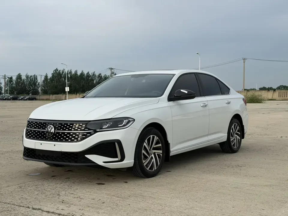 Volkswagen Lavida Lavida 2023 280TSI DSG Starry Sky Edition 2023 — photo 1, buy with delivery to Moscow