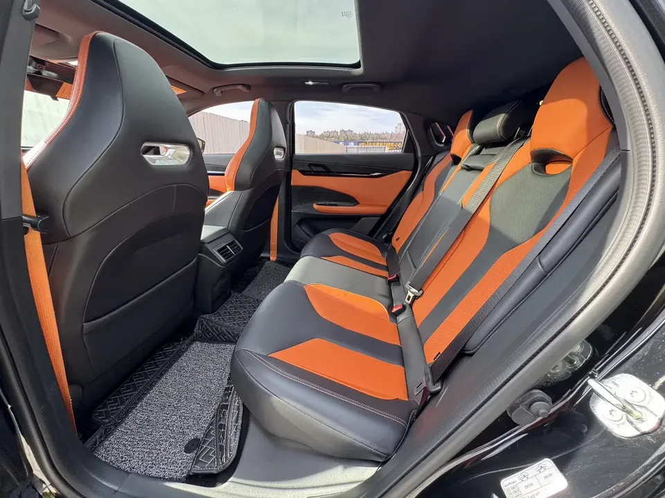 Changan UNI-V Changan UNI-V 2023 1.5T Sports Edition 2023 — thumbnail 3