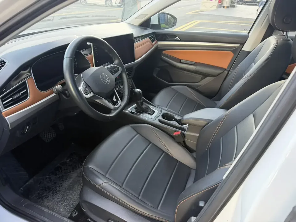 Volkswagen Bora Bora 2023 200TSI DSG Joy Edition 2023 — thumbnail 3