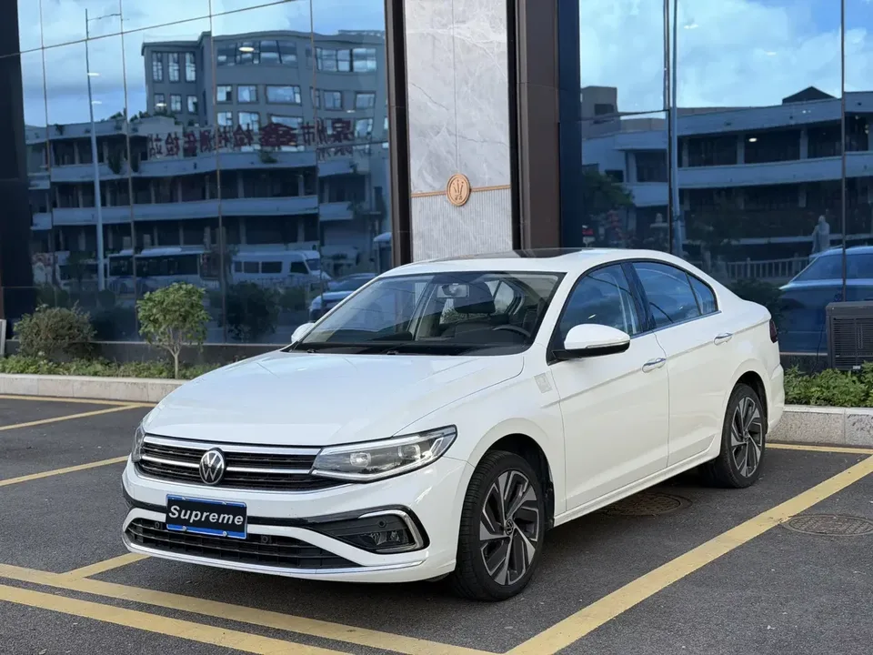 Volkswagen Bora Bora 2023 200TSI DSG Joy Edition 2023 — photo 1, buy with delivery to Moscow