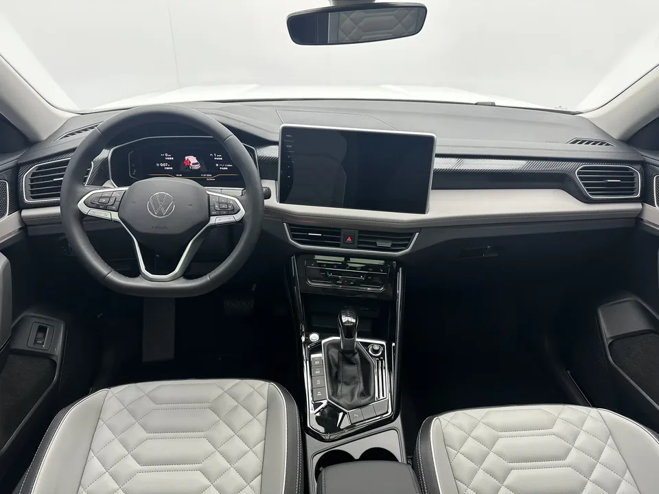 Volkswagen Tayron Tanyue 2023 280TSI 2WD Luxury Plus Advanced Edition 2023 — thumbnail 4