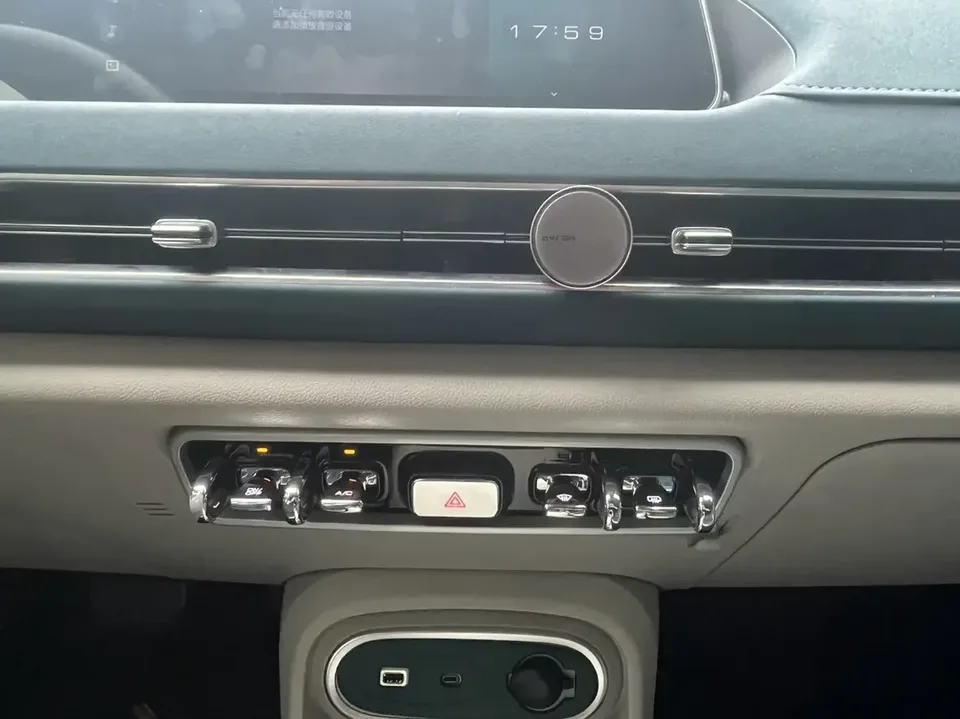 ORA Euler good cat Euler good cat 2024 401km Premium 2024 — thumbnail 3