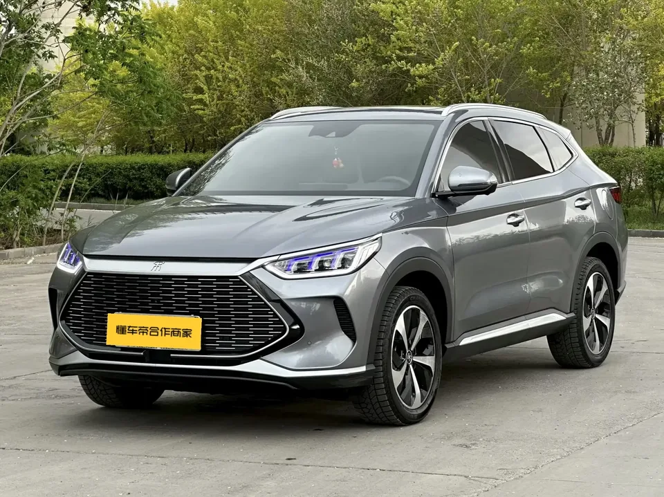 BYD Song PLUS DM Song PLUS DM 2021 DM-i 51KM 2WD Premium Edition 2022 — photo 1, buy with delivery to Moscow