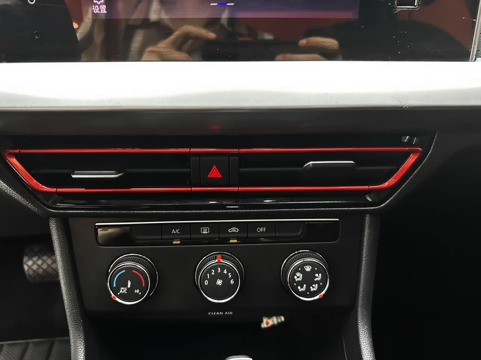 Volkswagen Lavida Lavida 2023 280TSI DSG Starry Sky Edition 2023 — миниатюра 3