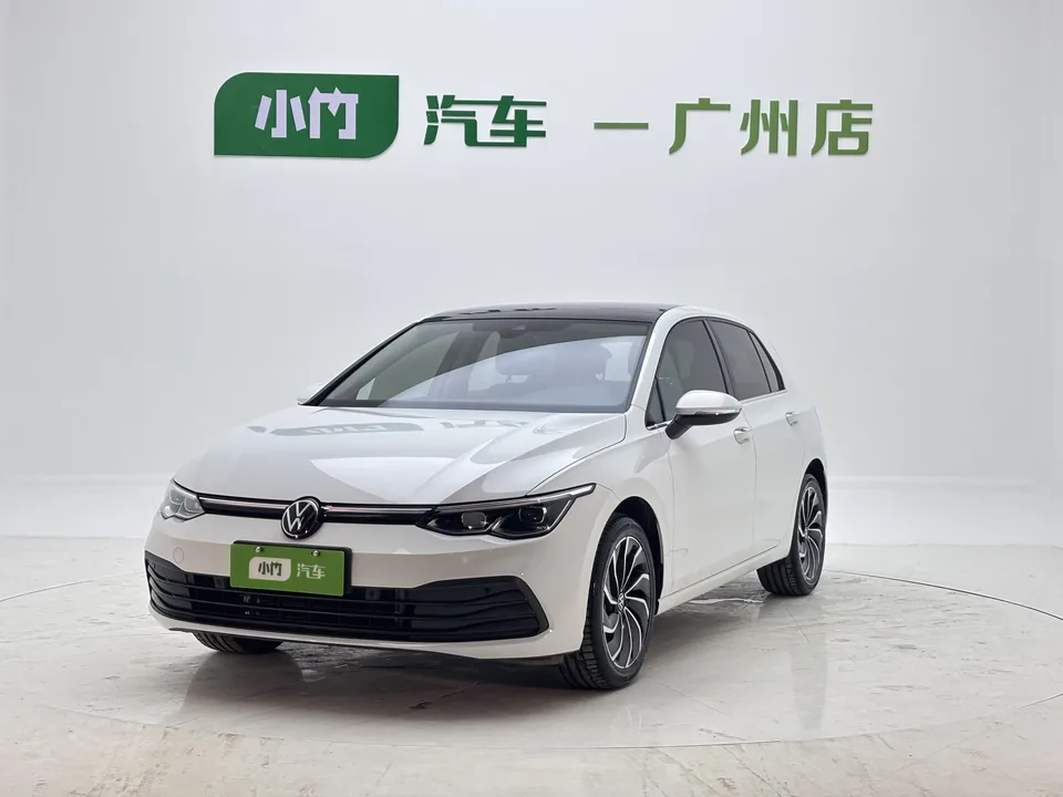 Volkswagen Golf golf 2023 280TSI DSG Pro 20th Anniversary 2023 — photo 1, buy with delivery to Moscow