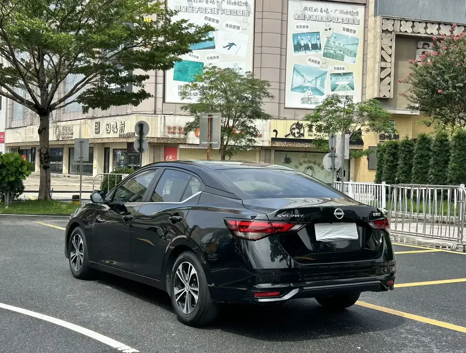 Nissan Sylphy Sylphy 2023 1.6L CVT Enjoy Edition 2024 — thumbnail 2