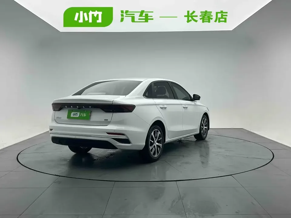 Geely Emgrand emgrand 2023 4th Generation Champion Edition 1.5L CVT Premium 2023 — thumbnail 2
