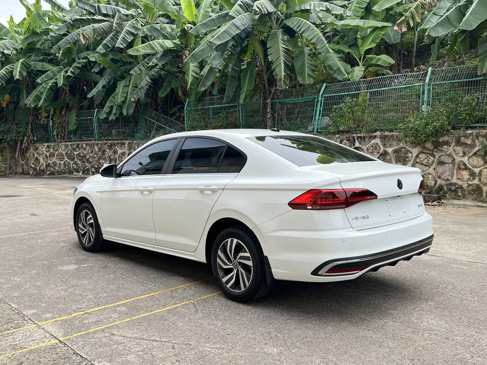 Volkswagen Bora Bora 2025 200TSI DSG Joyride Navigation Edition 2026 — thumbnail 4