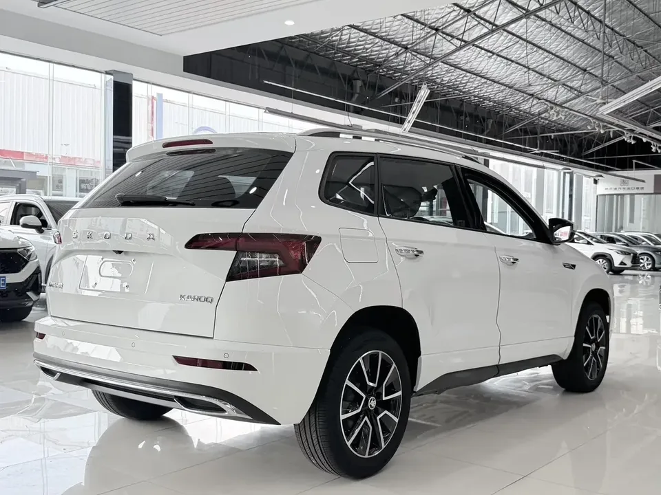 Skoda Karoq Korok 2023 TSI280 Premium Edition 2023 — thumbnail 5