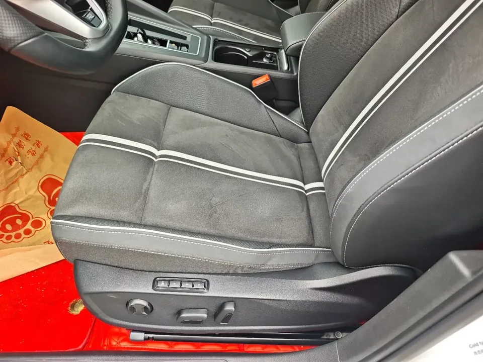 Volkswagen Golf golf 2023 280TSI DSG R-Line Lite 2023 — thumbnail 5