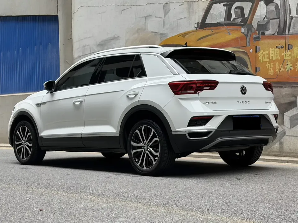 Volkswagen T-Roc TANG 2021 280TSI DSG 2WD Luxury Smart Edition 2022 — thumbnail 4