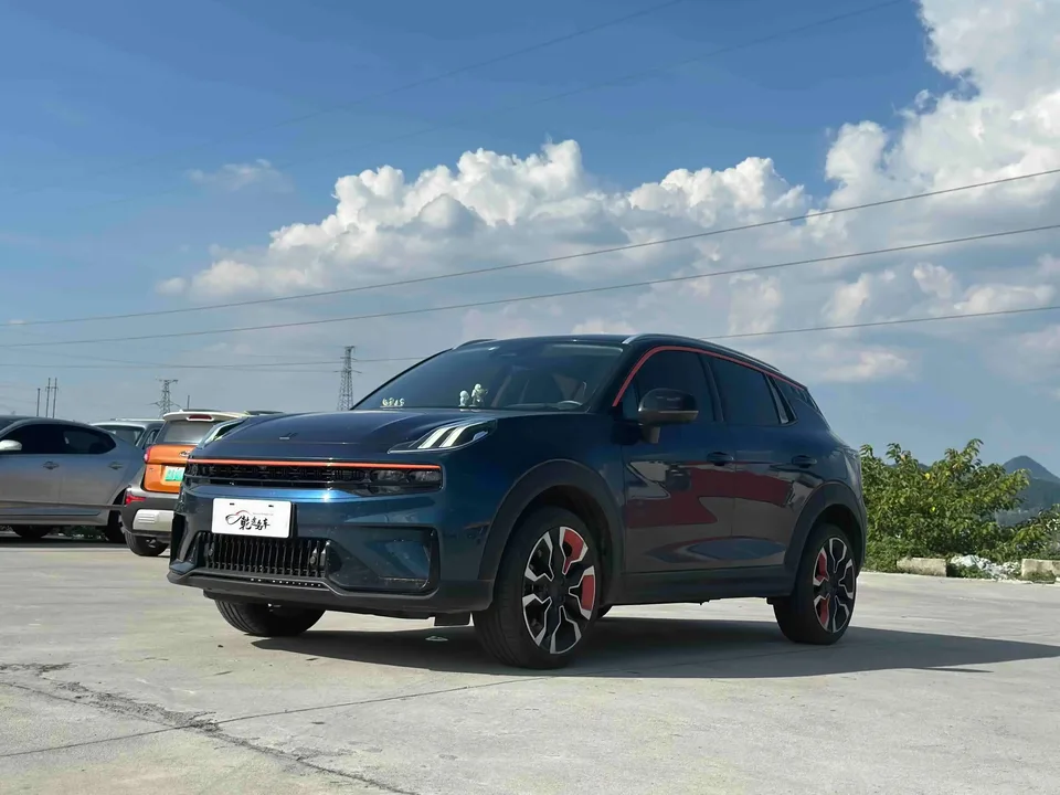 Lynk & Co 06 Lynk & Co 06 2023 Remix 1.5T Halo 2023 — photo 1, buy with delivery to Moscow