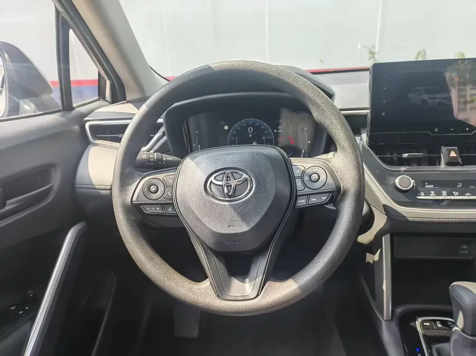 Toyota CorollaCross Corolla Sharp 2024 2.0L CVT Elite Edition 2024 — thumbnail 3