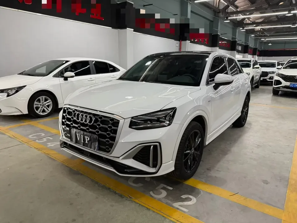 Audi Q2L Audi Q2L 2022 35 TFSI Progressive Dynamic 2023 — photo 1, buy with delivery to Moscow