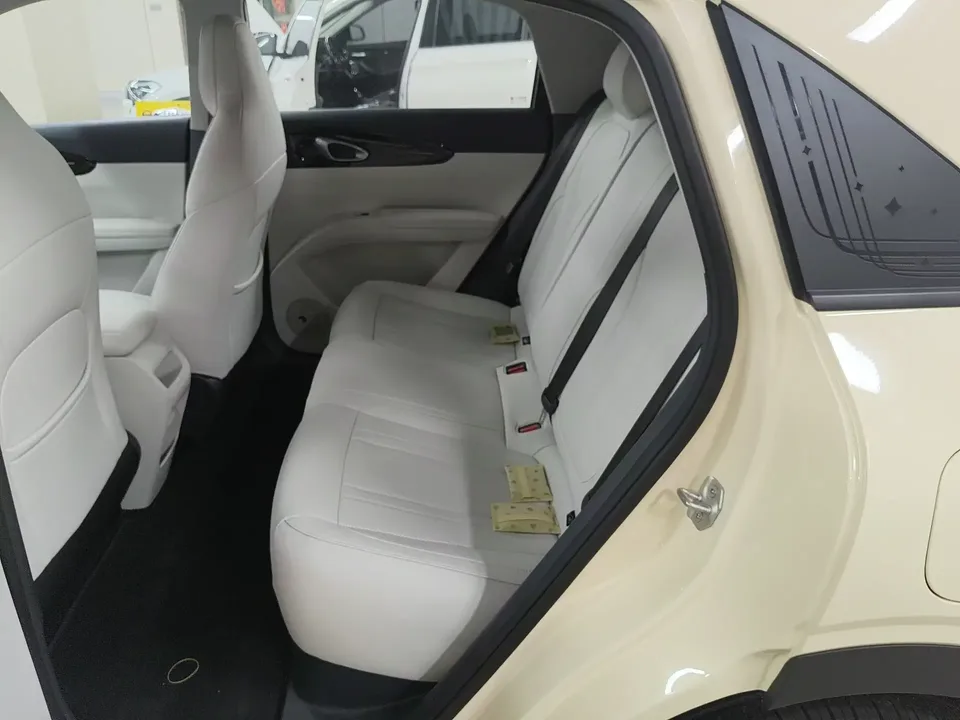 Geely Star Wish Star Wish 2026 410km Free Edition 2025 — thumbnail 4