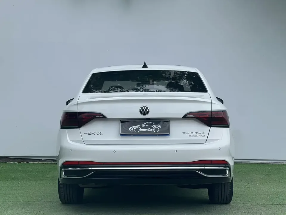 Volkswagen Sagitar Sagitar 2023 280TSI DSG Beyond Edition Plus 2022 — thumbnail 2