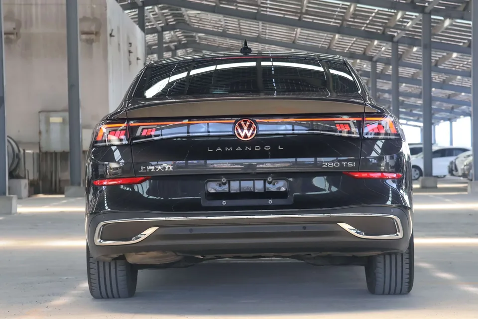 Volkswagen Lamando Lingdu 2022 Lingdu L 280TSI DSG Cool Edition 2022 — thumbnail 5