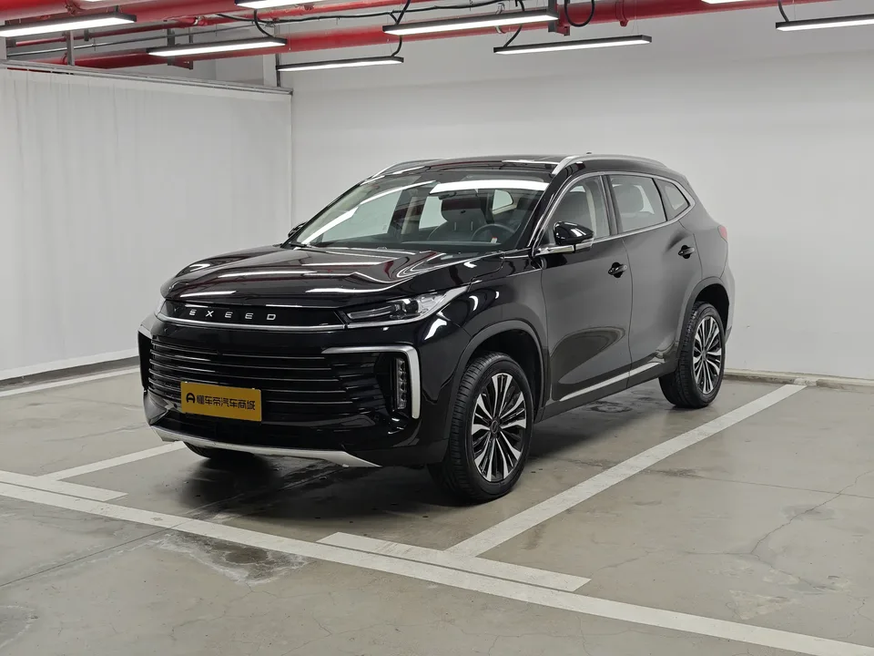 Exeed TXL Stars in the clouds 2024 Lingyun 300T 2WD Star Edition 2024 — фото 1, купить с доставкой в Москву
