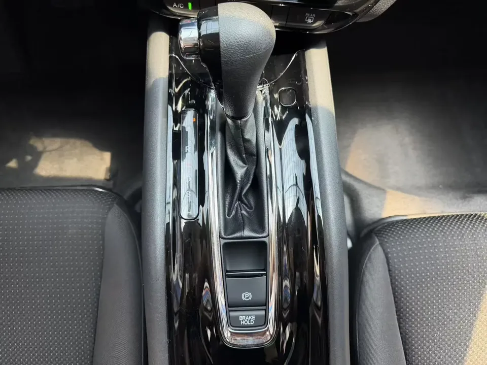 Honda VEZEL Binzhi 2022 1.5L CVT Elite Smart Edition 2022 — thumbnail 4