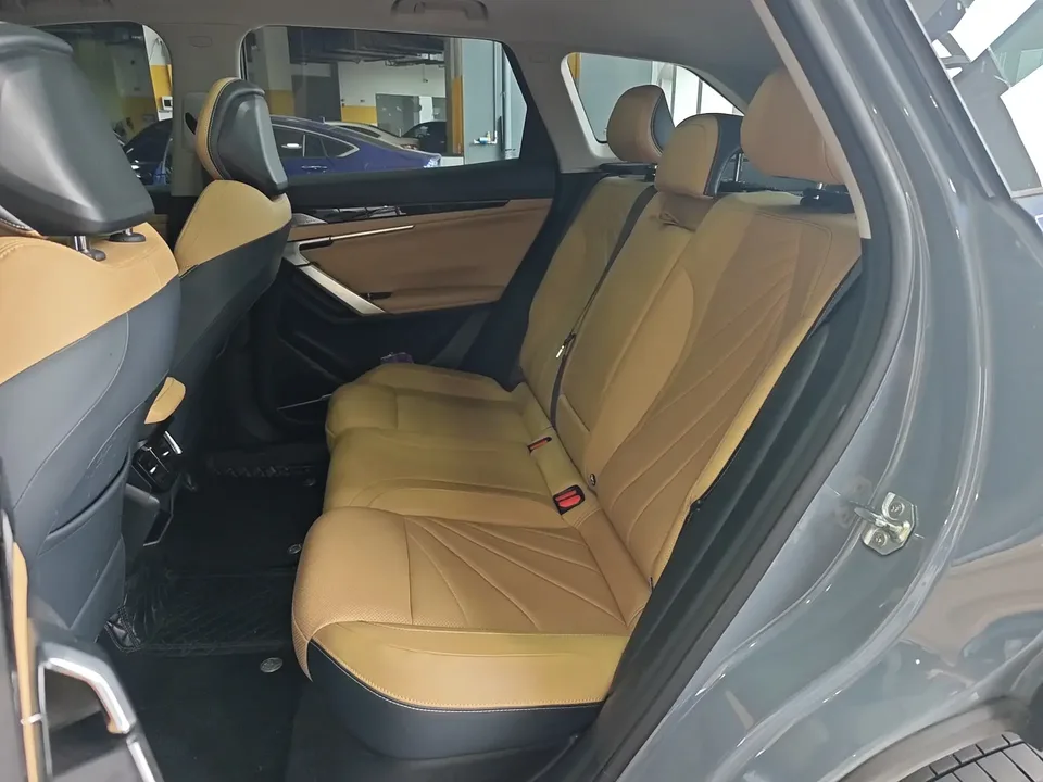Geely Atlas L Boyue L 2023 2.0TD DCT Flagship 2024 — thumbnail 4