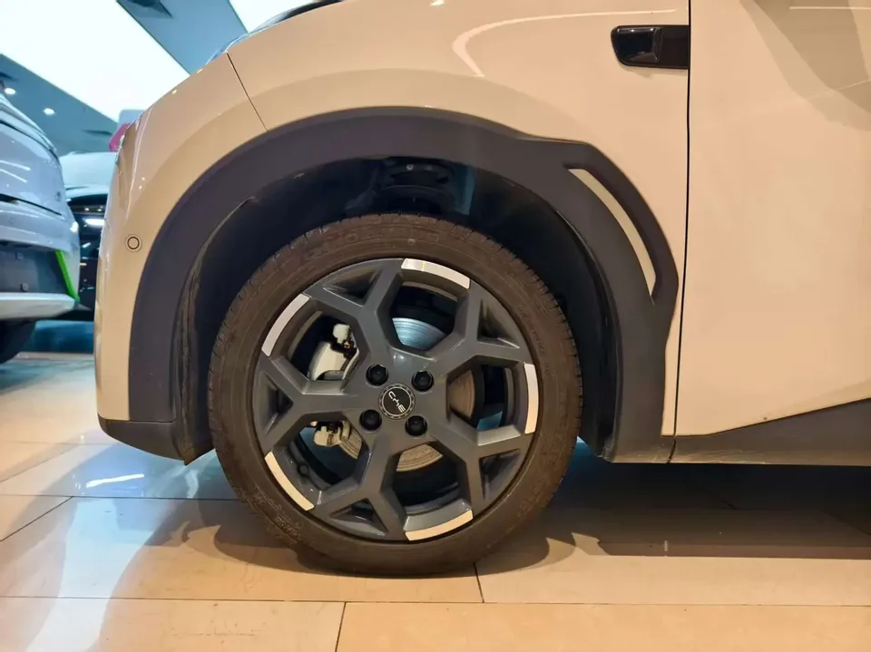 BYD Seagull seagull 2025 Smart Driving Edition 305KM Free Edition 2025 — thumbnail 3