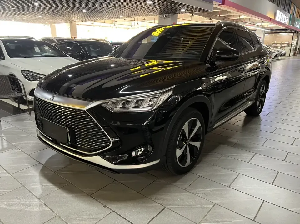 BYD Song PLUS DM Song PLUS DM 2021 DM-i 110KM 2WD Flagship PLUS 2023 — photo 1, buy with delivery to Moscow
