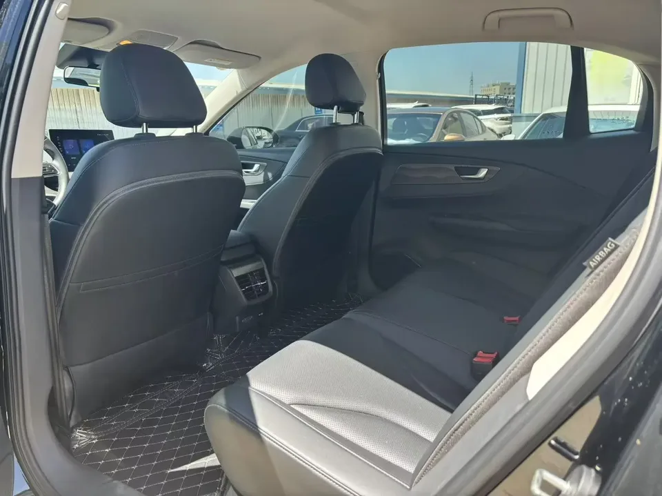 Hongqi E-QM5 Hongqi E-QM5 2022 Charging 431km LeXiang Edition 5-seater 2023 — thumbnail 3