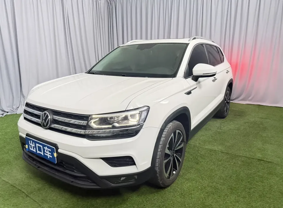 Volkswagen Tharu tuyue 2022 280TSI 2WD Deluxe Edition 2022 — photo 1, buy with delivery to Moscow