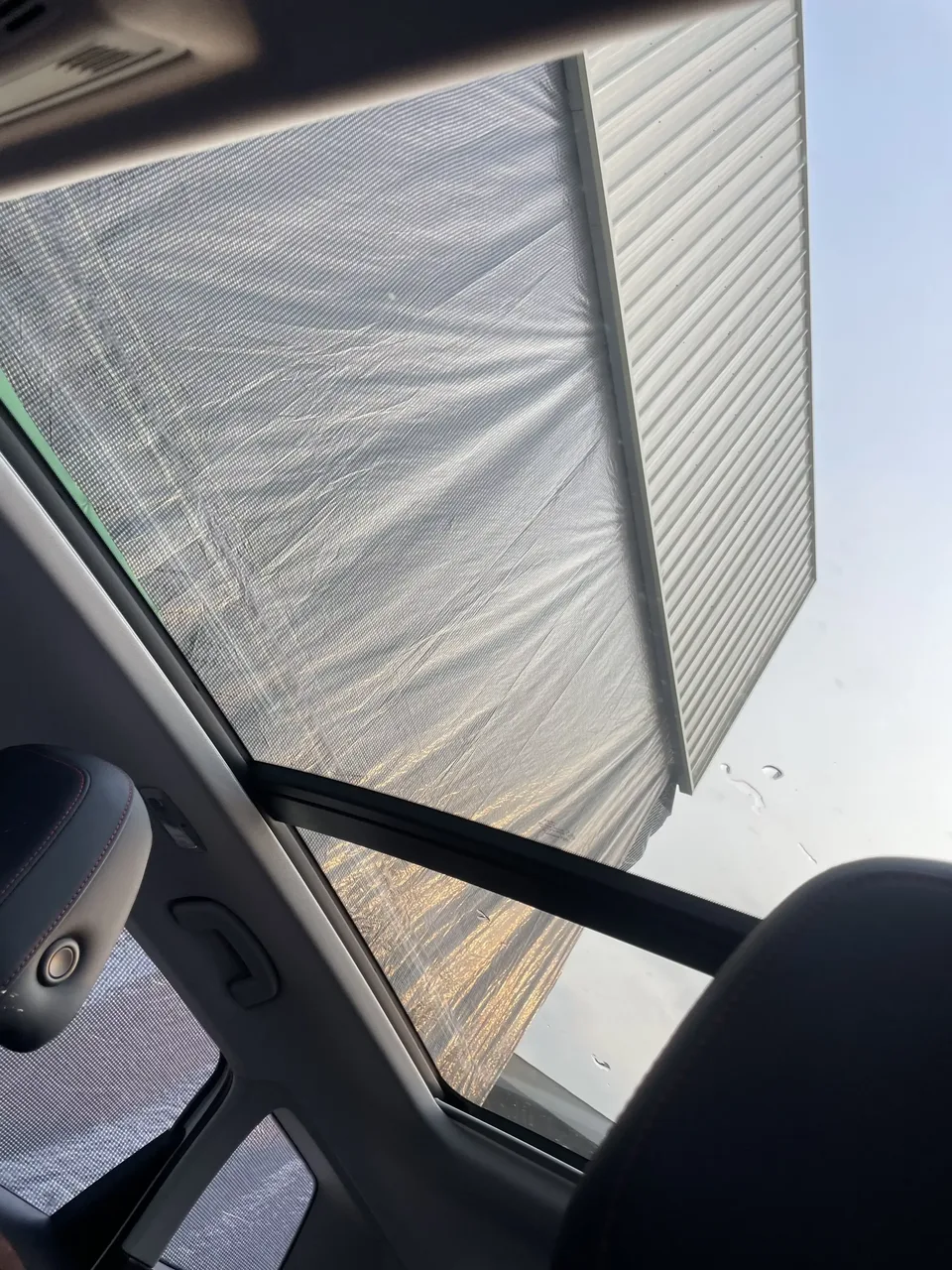 Skoda Karoq Korok 2023 TSI280 Luxury Edition 2023 — thumbnail 3