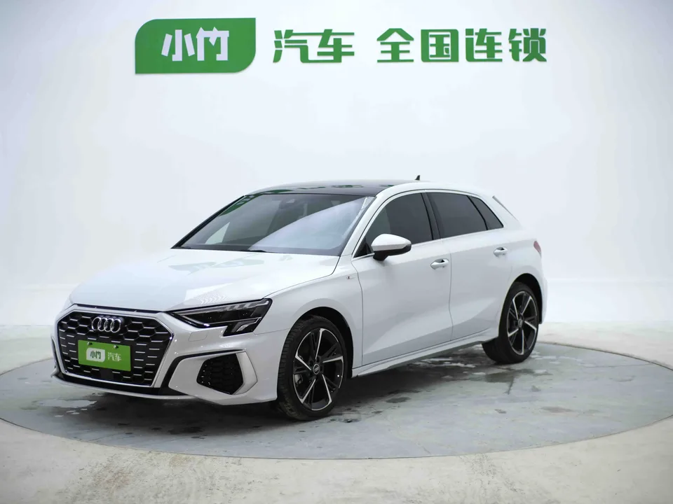 Audi A3 Audi A3 2023 Sportback 35 TFSI Stylish and sporty 2023 — photo 1, buy with delivery to Moscow