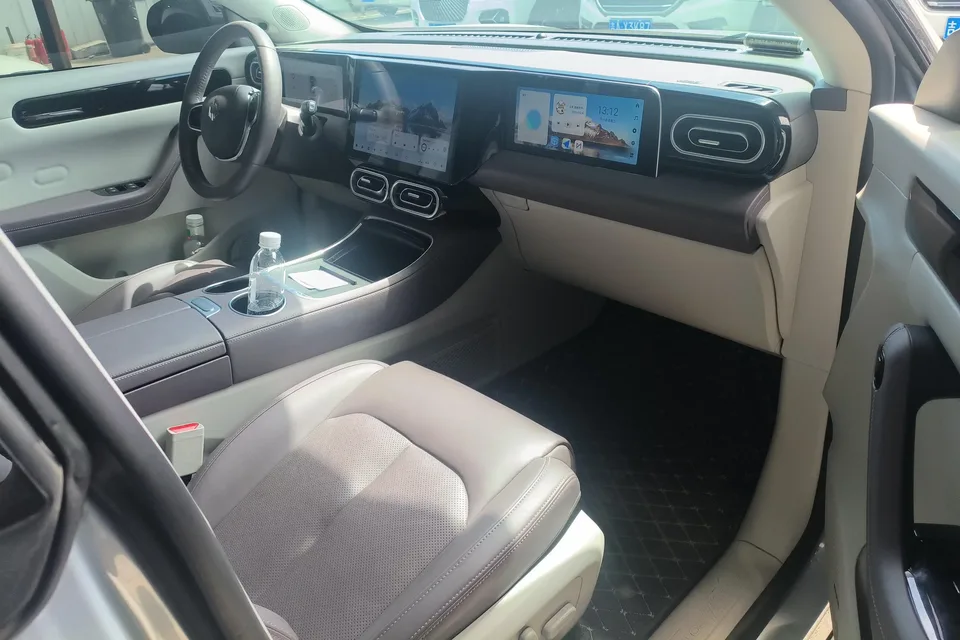 Leapmotor Zero running C11 Zero running C11 2023 Extended Range 180 Comfort Edition 2023 — thumbnail 3