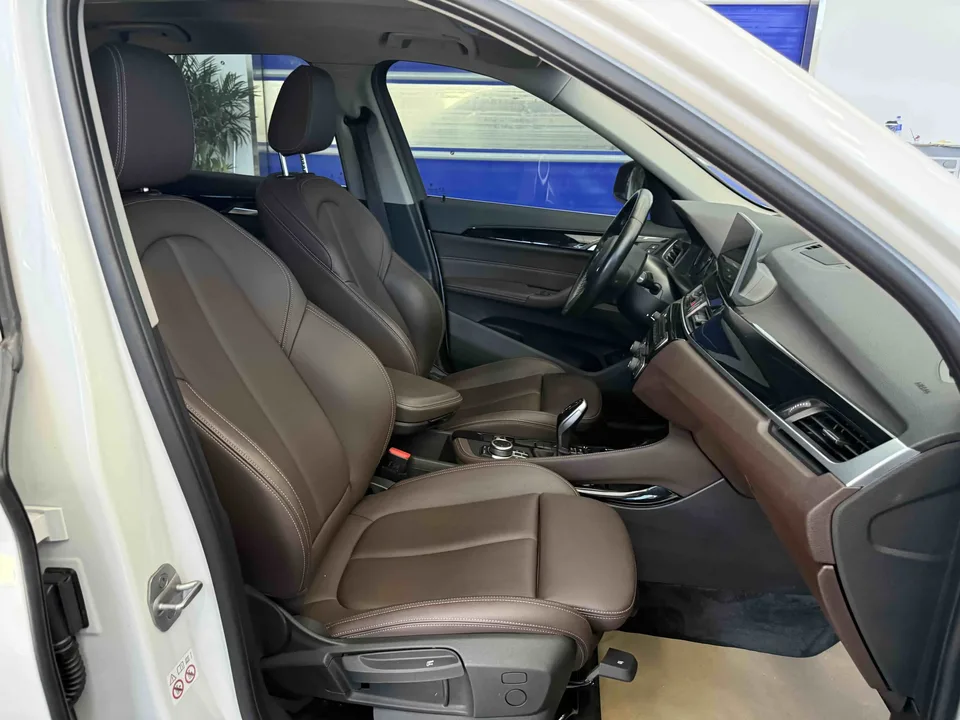 BMW X1 BMW X1 2022 sDrive20Li Premium 2022 — миниатюра 5