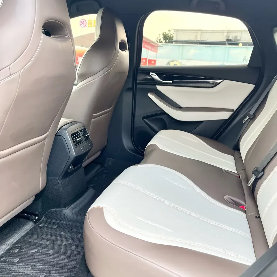 BYD Qin PLUS DM Qin PLUS DM 2024 Honor Edition DM-i 55KM Leading Edition 2025 — thumbnail 3