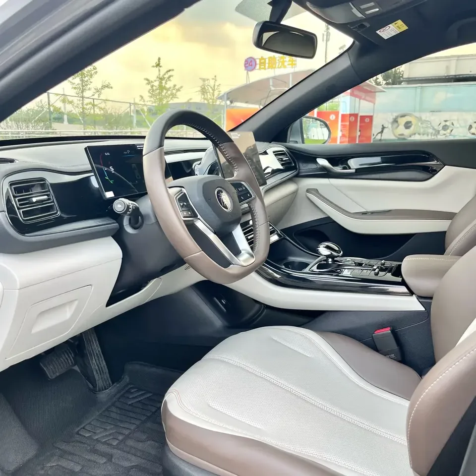 BYD Qin PLUS DM Qin PLUS DM 2024 Honor Edition DM-i 55KM Leading Edition 2025 — thumbnail 5