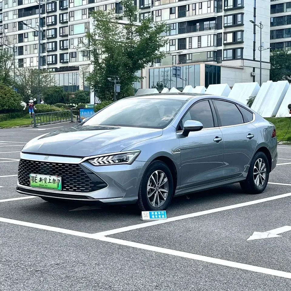 BYD Qin PLUS DM Qin PLUS DM 2024 Honor Edition DM-i 55KM Leading Edition 2025 — photo 1, buy with delivery to Moscow