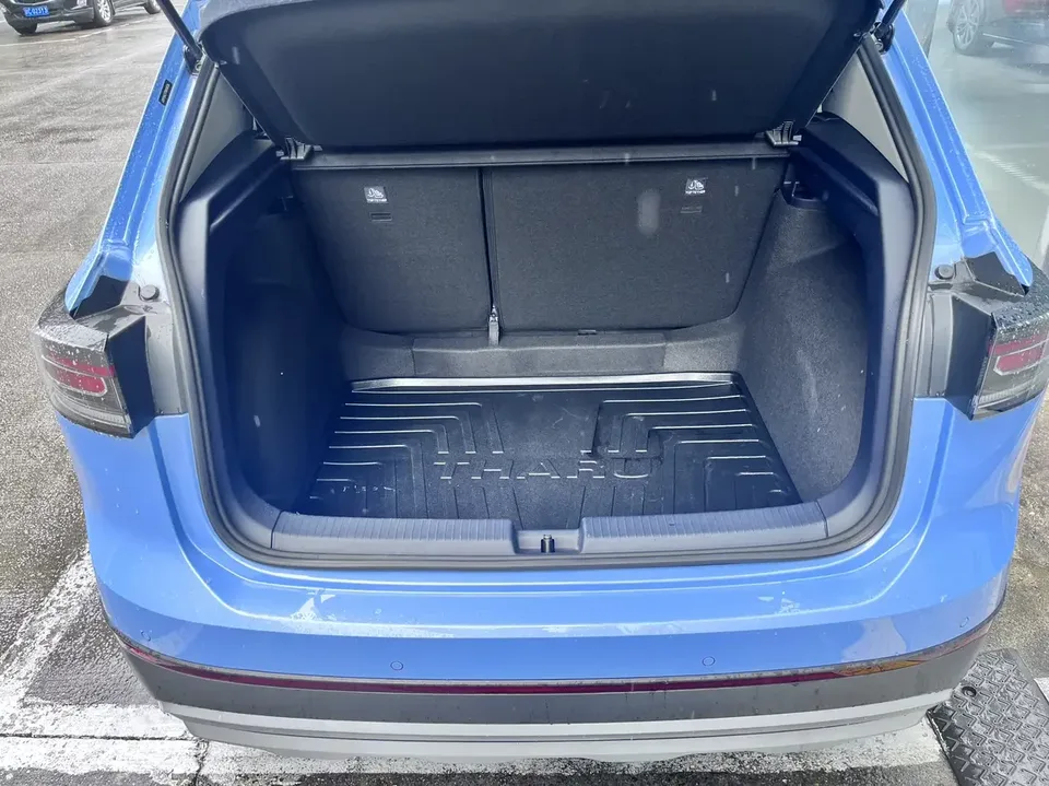 Volkswagen Tharu tuyue 2025 New 300TSI Ruixiang Edition 2025 — thumbnail 3