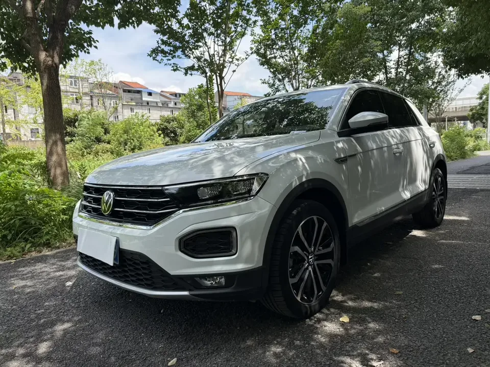 Volkswagen T-Roc TANG 2021 Modified 280TSI DSG 2WD R-Line Pro Smart Edition 2022 — photo 1, buy with delivery to Moscow