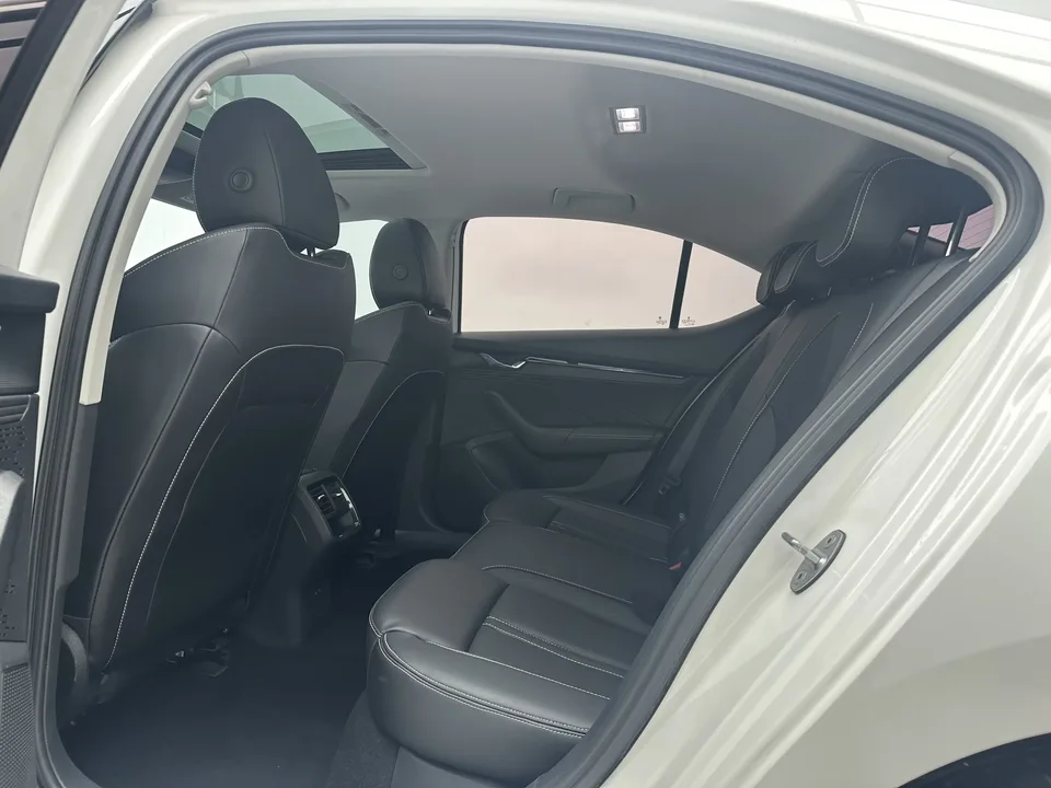 Skoda Octavia Octavia 2022 PRO TSI280 DSG Premium Edition 2023 — thumbnail 5