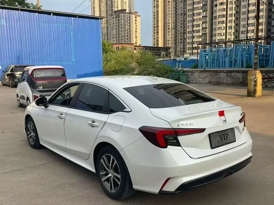 Honda Integra Style 2023 240TURBO CVT Tech Edition 2024 — thumbnail 4