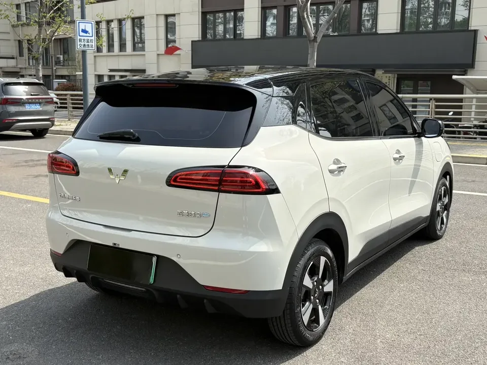 Wuling Bingo PLUS Wuling Bingo PLUS 2024 510km five-seater version 2025 — thumbnail 2