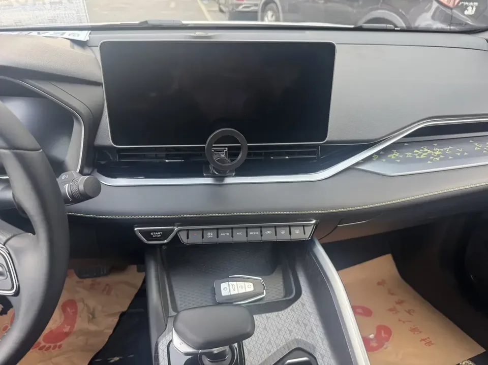 Geely Preface Xing Rui 2023 1.5T Kunlun Edition 2024 — thumbnail 3