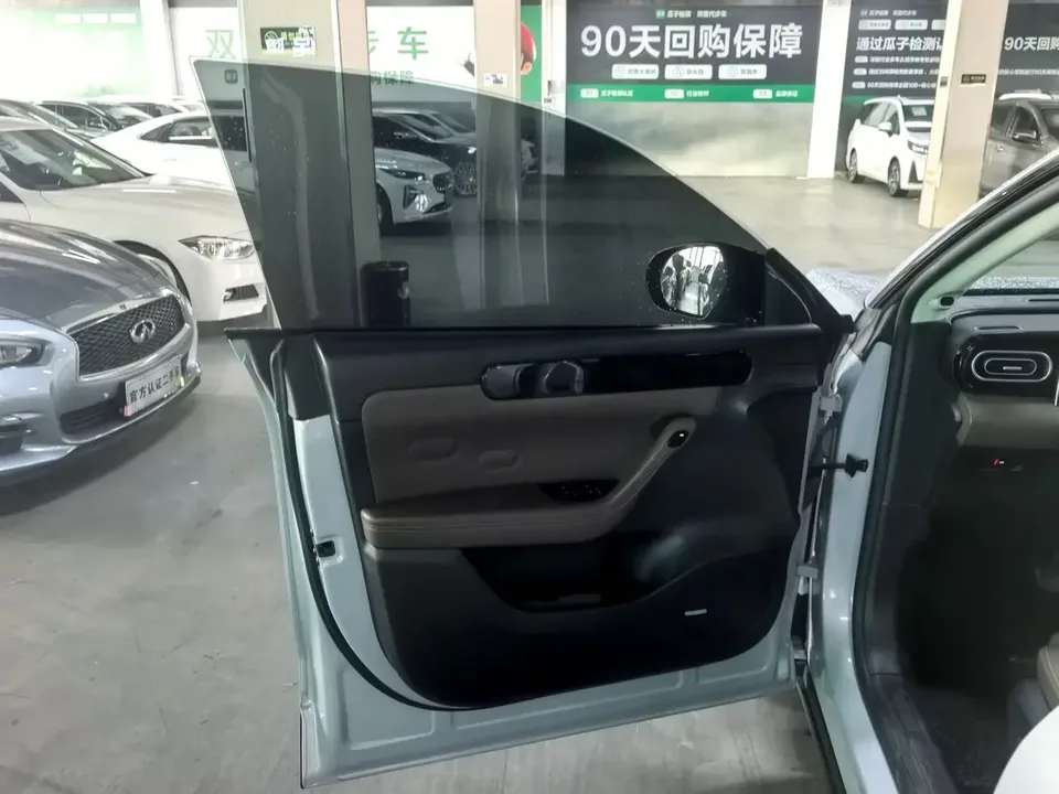 Leapmotor Zero running C11 Zero running C11 2023 Extended Range 180 Comfort Edition 2023 — thumbnail 5