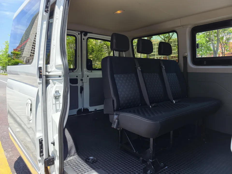 Datong Xintu V80 Xintu V80 2025 PRO 2.0T 9AT Aoyuntong short axis ultra low top 147Ps 5/6 seats 2025 — миниатюра 5
