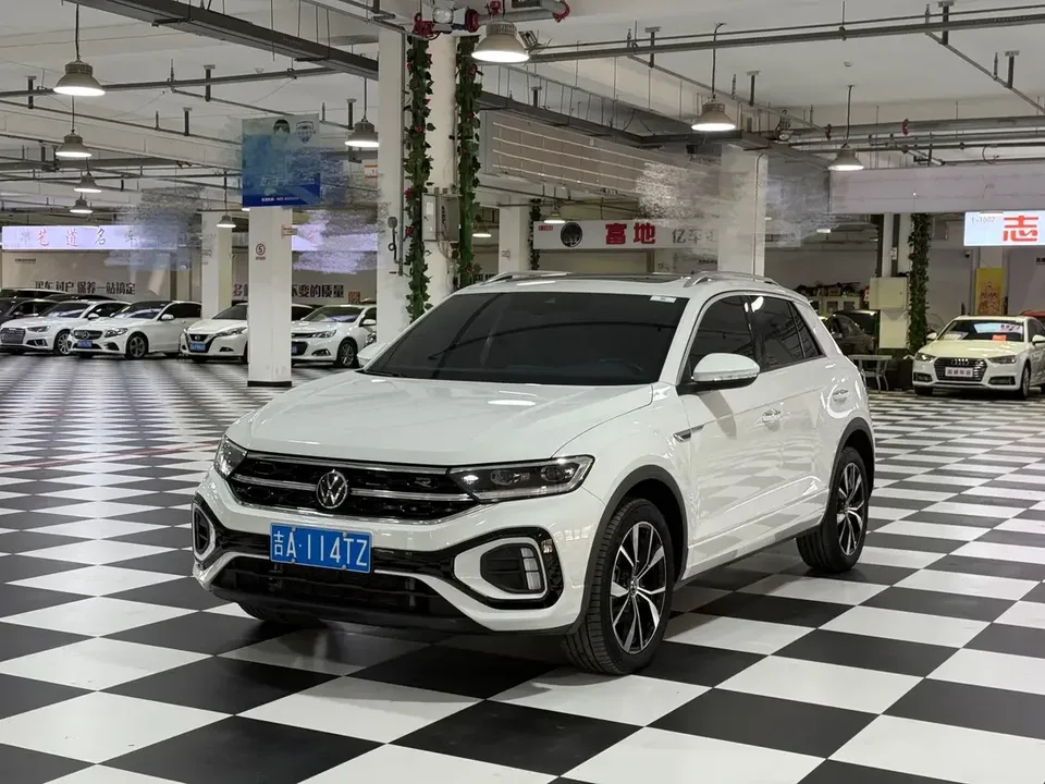 Volkswagen T-Roc TANG 2024 300TSI DSG Chenguang Edition 2024 — photo 1, buy with delivery to Moscow