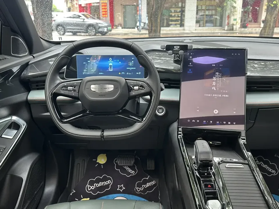 Geely Atlas Boyue 2024 1.5TD Smart Edition 2024 — thumbnail 4