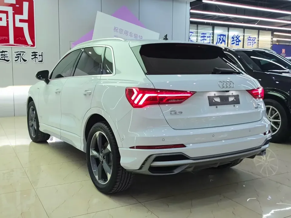 Audi Q3 Audi Q3 2022 35 TFSI Stylish Dynamic 2022 — thumbnail 2